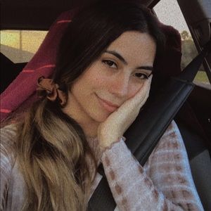 Meet your Posher, Priscilla